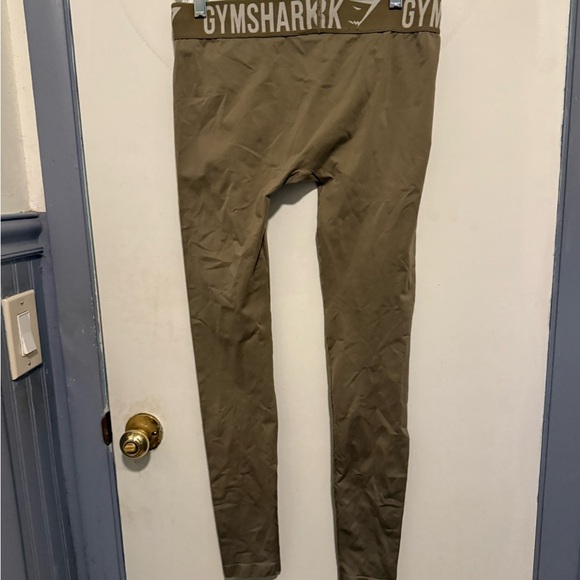 Gymshark Khaki logo waistband workout active seemless legging - Picture 3 of 6